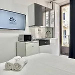 Apartamentos Day Madrid VALVERDE Centro Gran Via Sol Malasaña